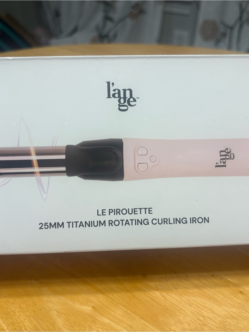 L’ange new in box: Le Pirouette 25mm titanium rotating curling iron, blush